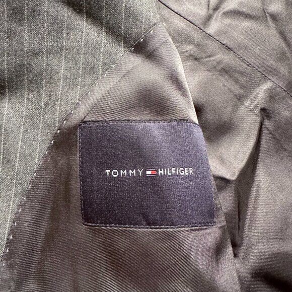 Tommy Hilfiger Blazer Mens 42R 100% Wool Sports Coat 2 Button Close Pockets Grey - Picture 4 of 15